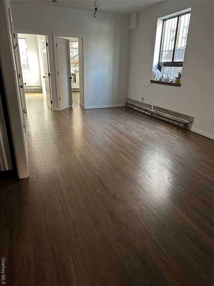 4014 60th St 1st Fl #1stFL - Photo 3 of 6