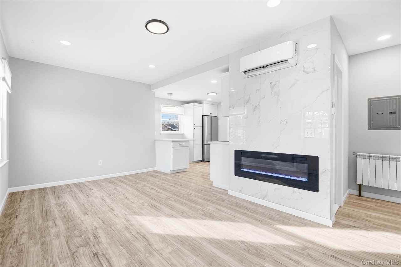 78 Maple Ave - Photo 6 of 31