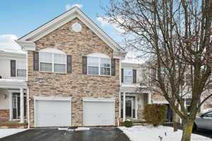 featured image of 4 Webster Ct