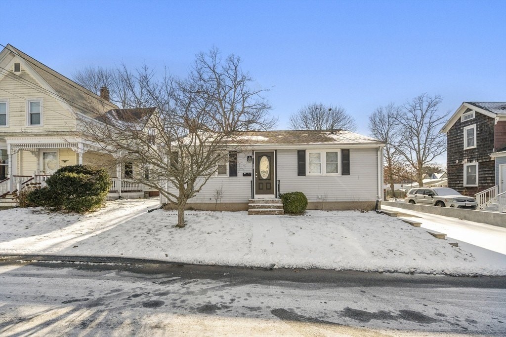 28 Frost Ave - Photo 2 of 25