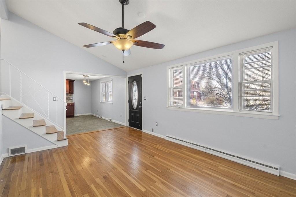 28 Frost Ave - Photo 5 of 25