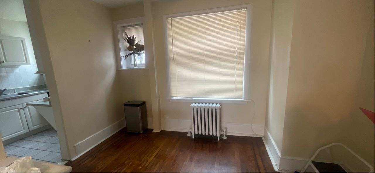 4533 Locust St - Photo 5 of 20