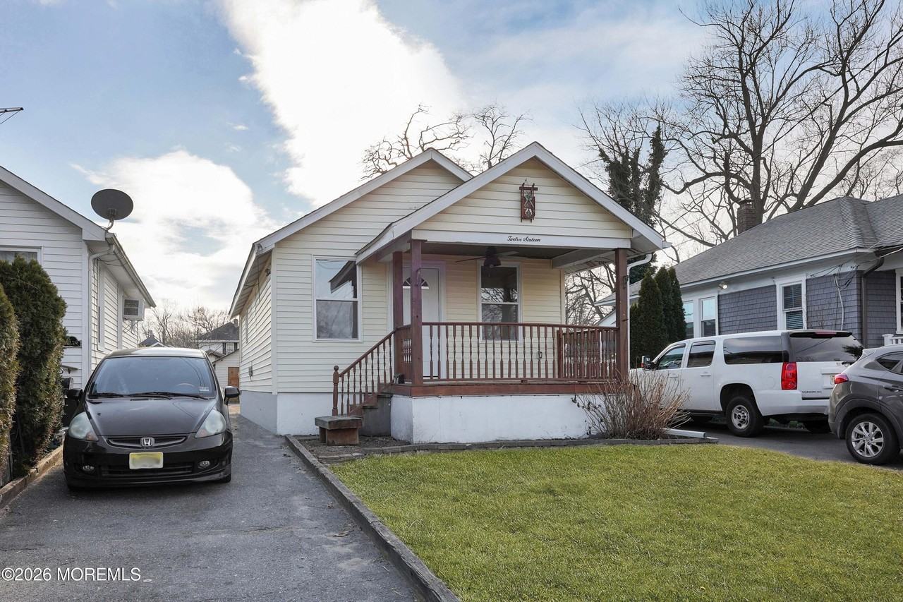 1216 8th Ave - Photo 4 of 29