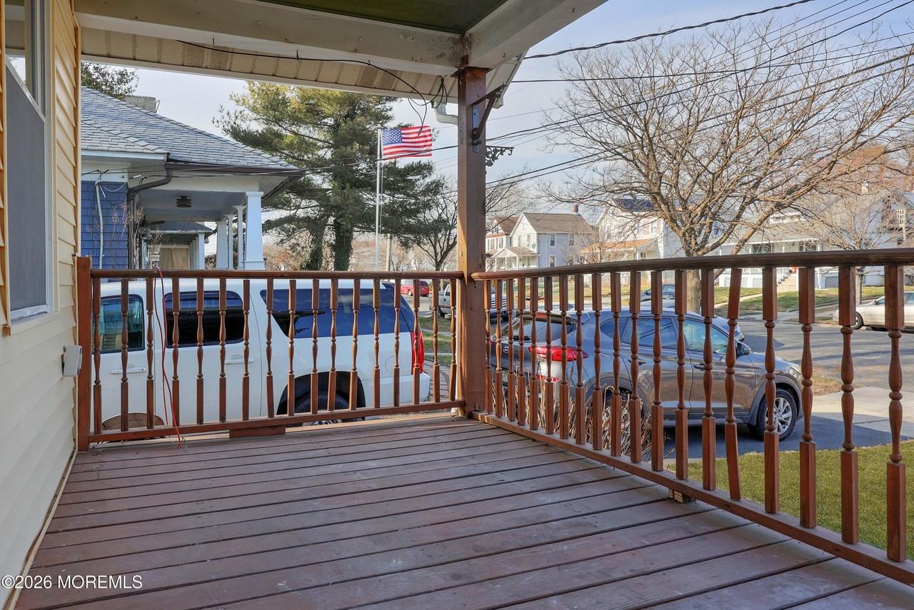 1216 8th Ave - Photo 5 of 29