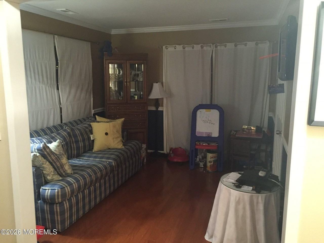 505 Harding Rd Apt 4 #4 - Photo 5 of 9