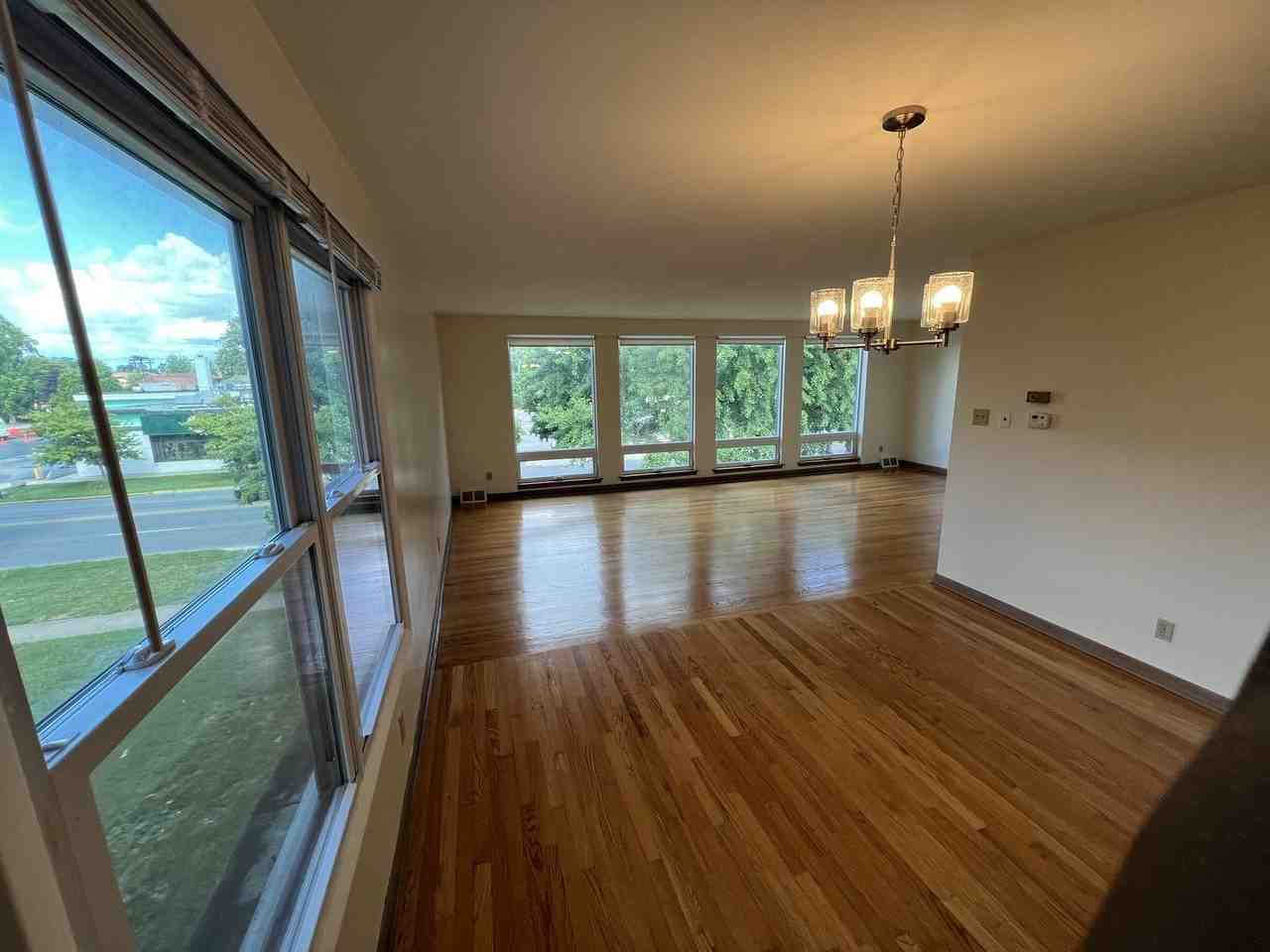 3014 Harlem Ave Apt 1 #1 - Photo 4 of 22