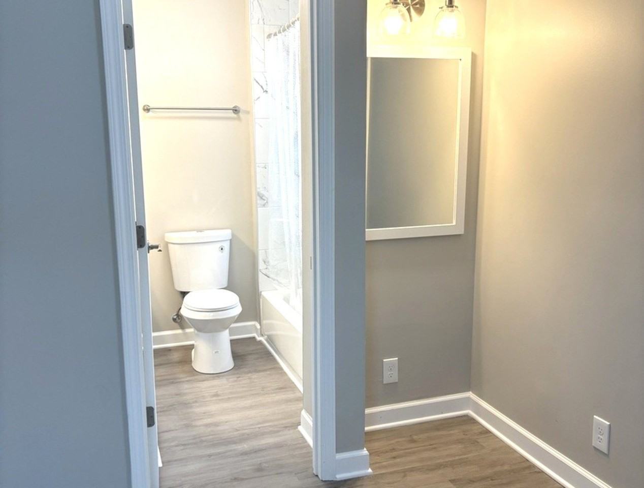 5552 Lyman Ave - Photo 7 of 11