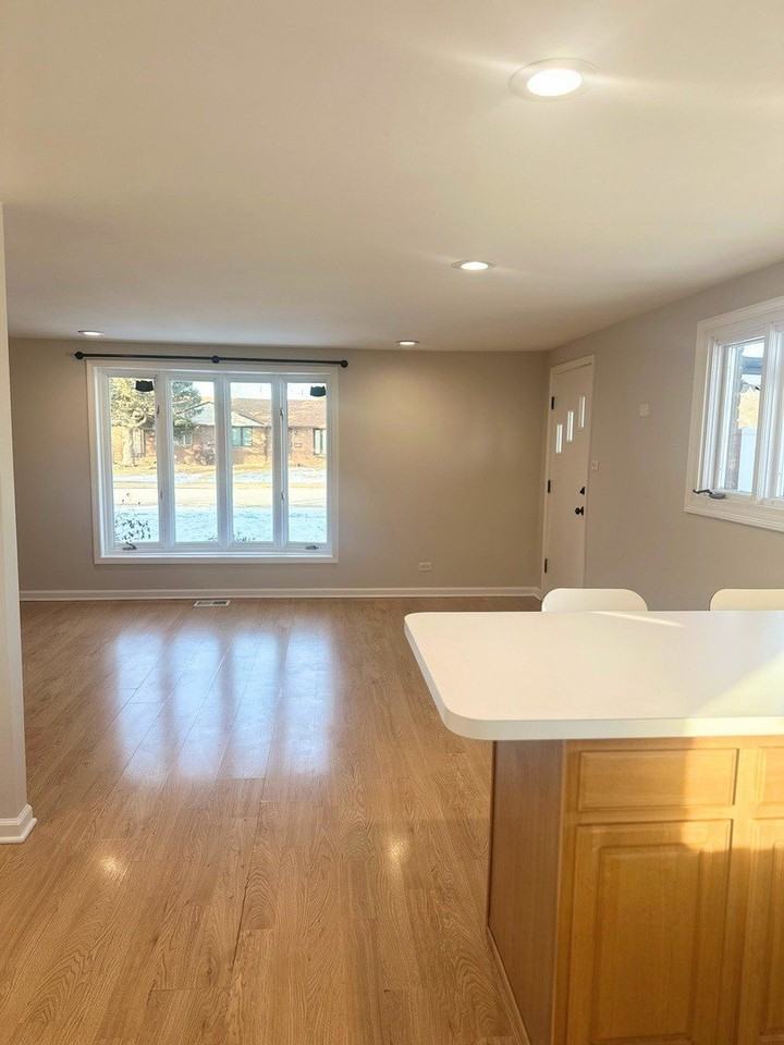 4001 W 90th Pl - Photo 7 of 16