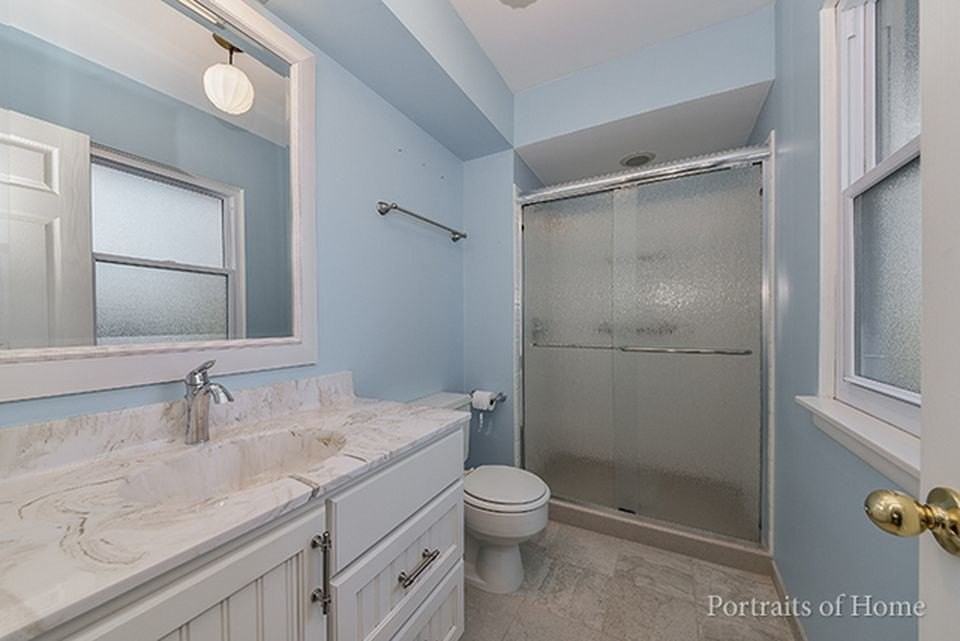 636 62nd St - Photo 7 of 10