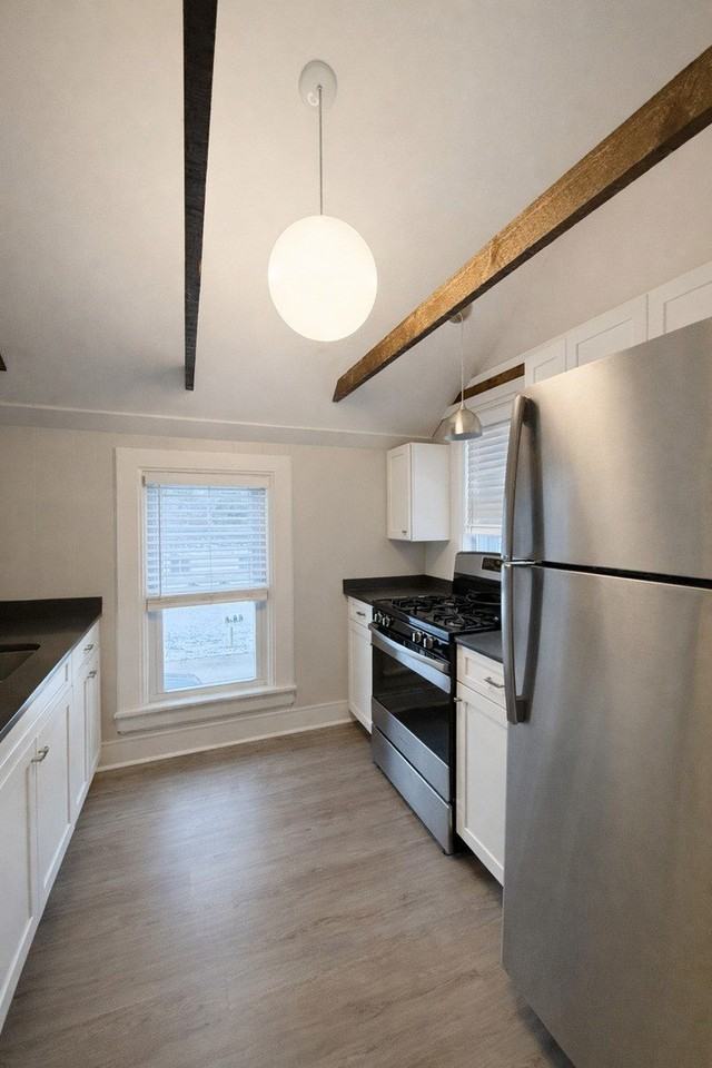 816 Fargo Blvd Apt 2 #2 - Photo 4 of 11