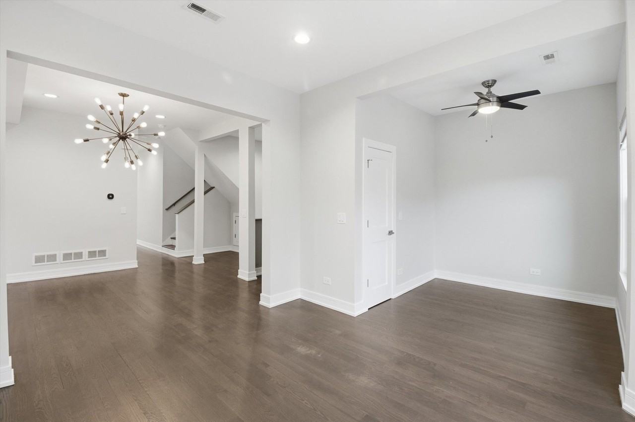 2726 N Saint Louis Ave Unit 2 #2 - Photo 3 of 16