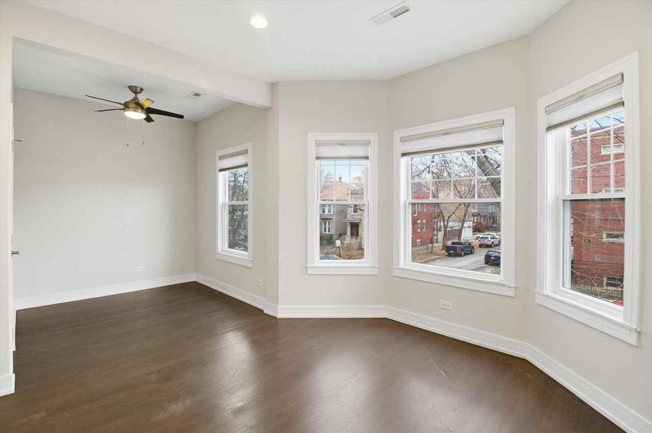 2726 N Saint Louis Ave Unit 2 #2 - Photo 5 of 16