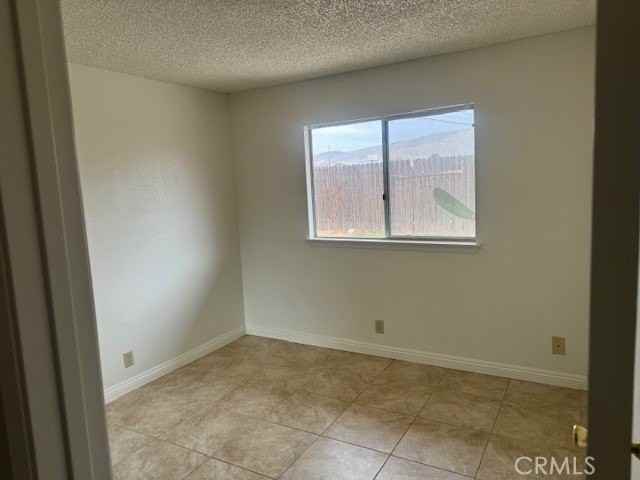 10655 Cochiti Rd #4 - Photo 3 of 5