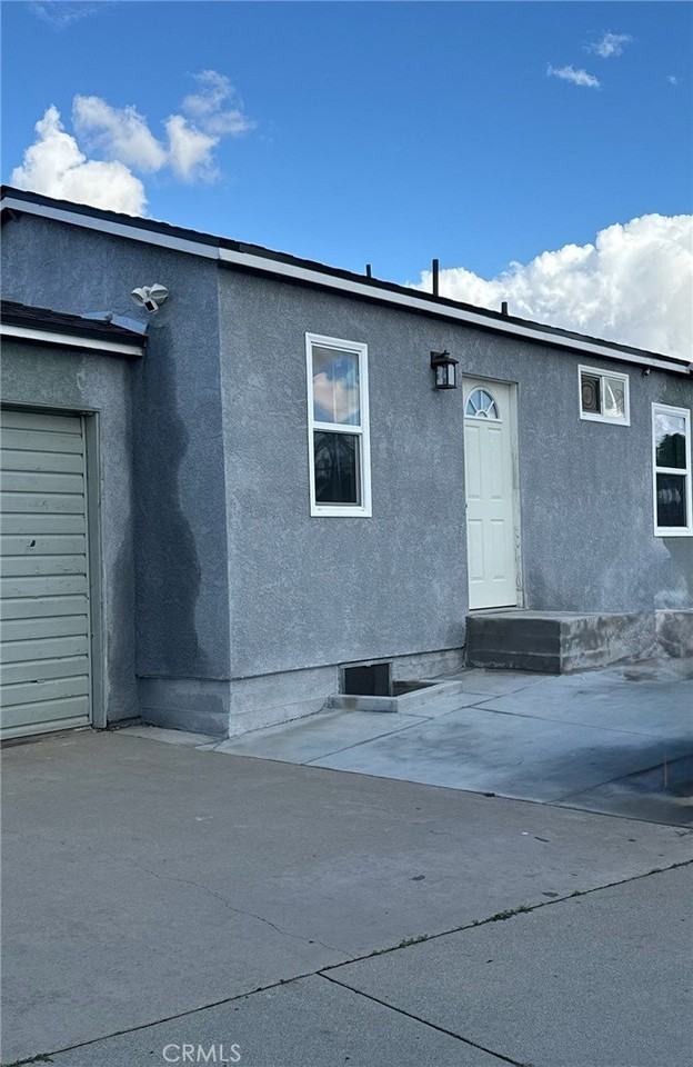 7389 Lindsey Ave - Photo 2 of 8