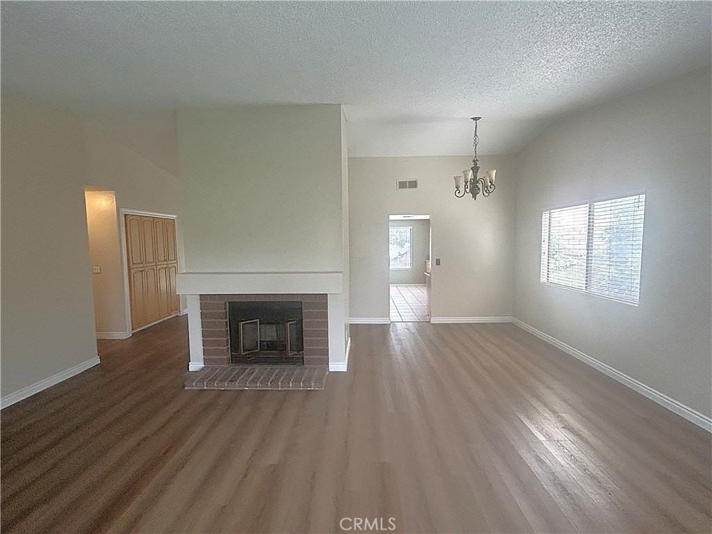 2320 Songbird Ln - Photo 7 of 31