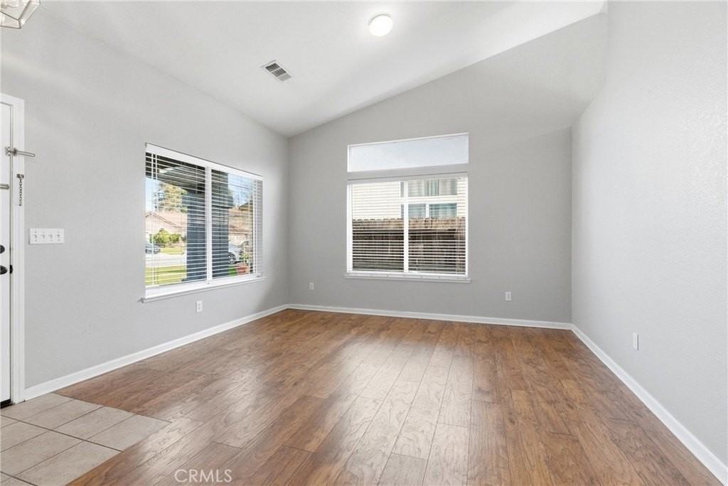 662 Helen Dr - Photo 6 of 27