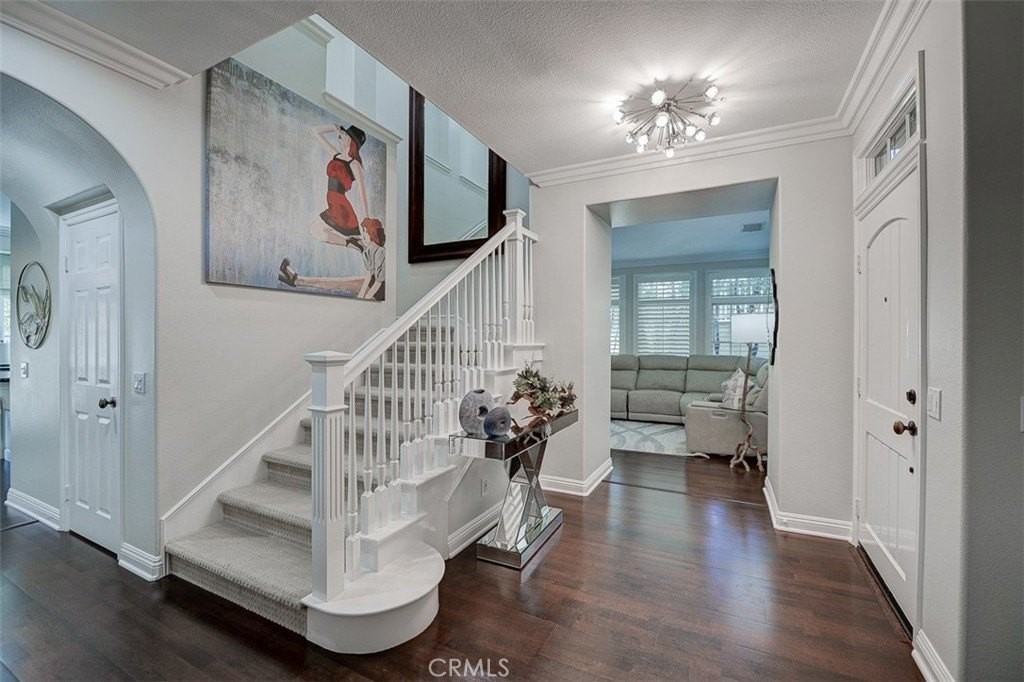 2574 Bungalow Pl - Photo 2 of 47