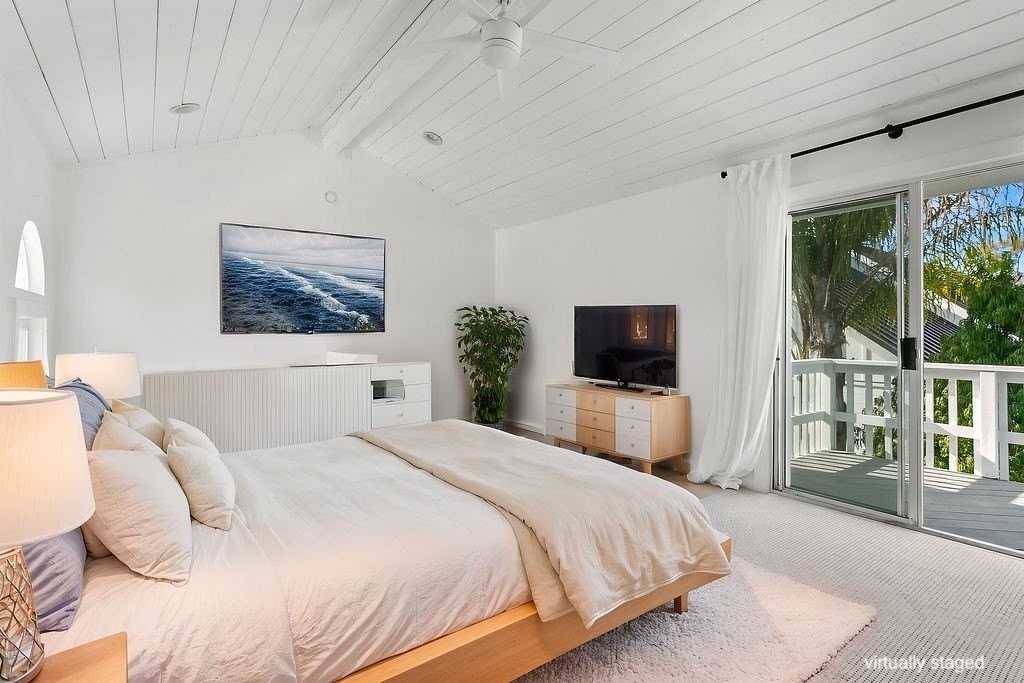 940 Dogwood St - Photo 6 of 31