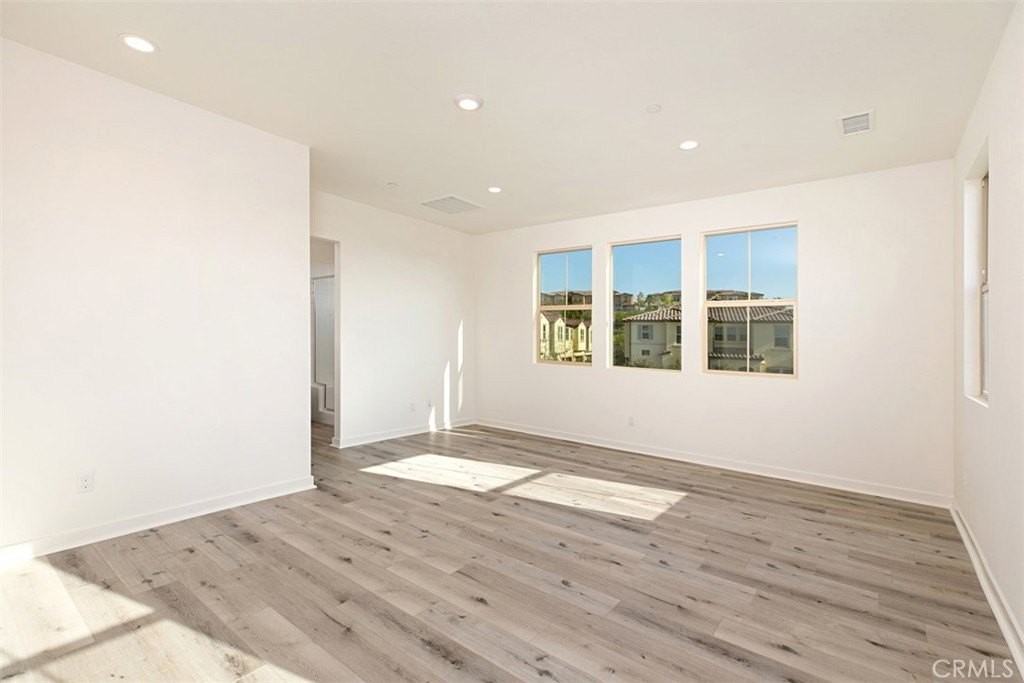 87 Savannah - Photo 7 of 24