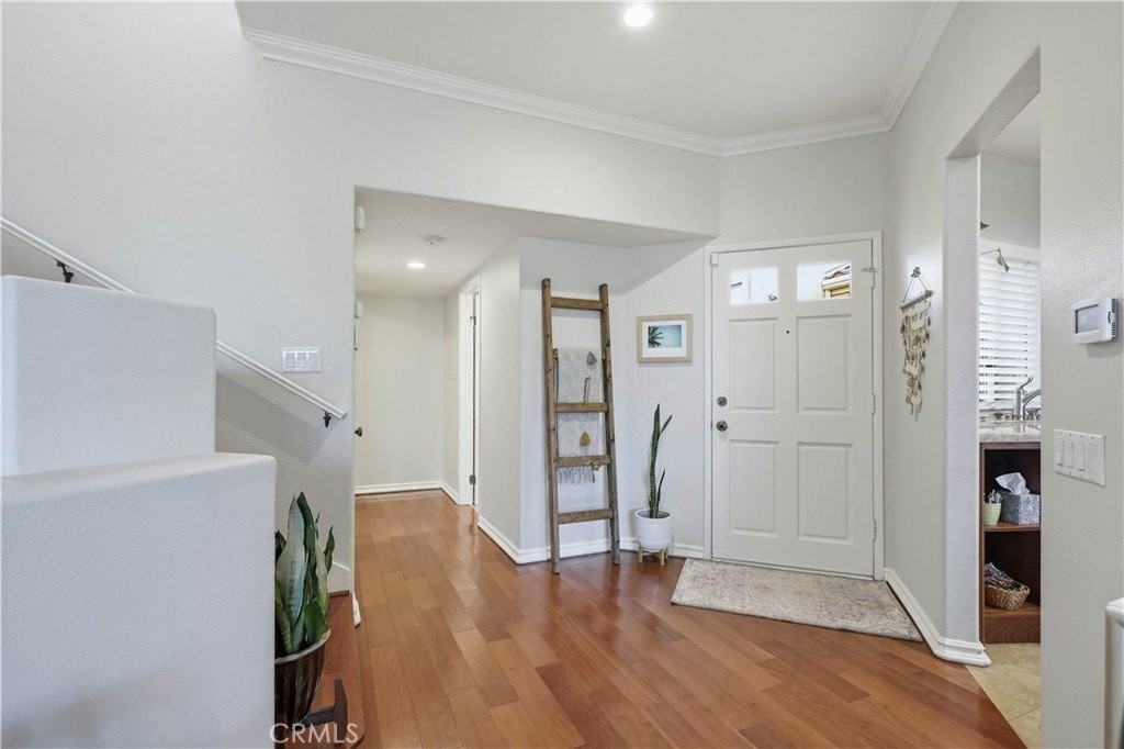 105 Fleurance St - Photo 6 of 50