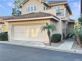 featured image of 6 Via Floria