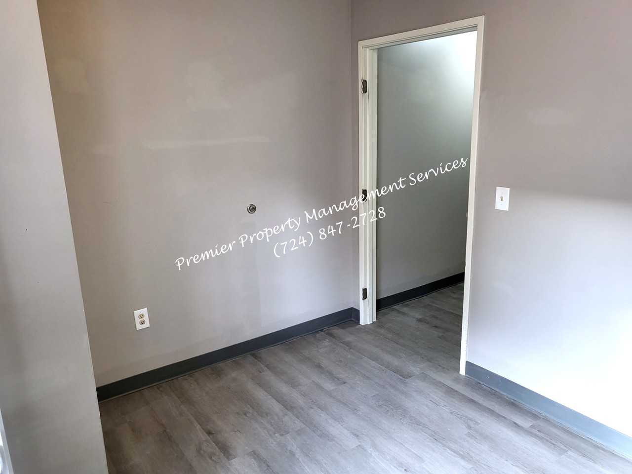 262 Connecticut - Photo 4 of 50