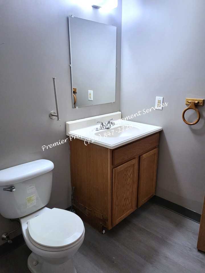 262 Connecticut - Photo 7 of 50