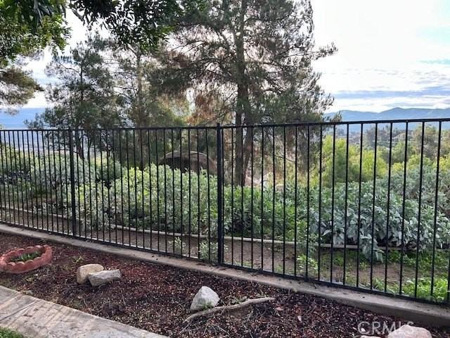 751 La Cumbre St - Photo 7 of 14