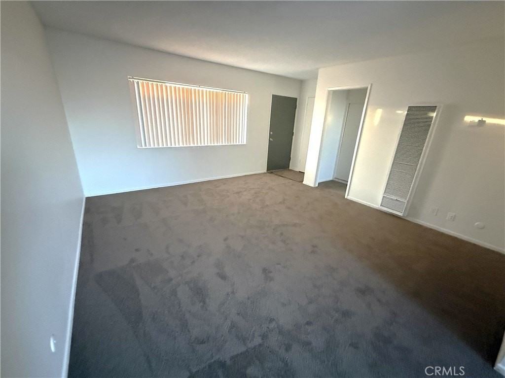 4015 W 137th St #221 - Photo 3 of 15