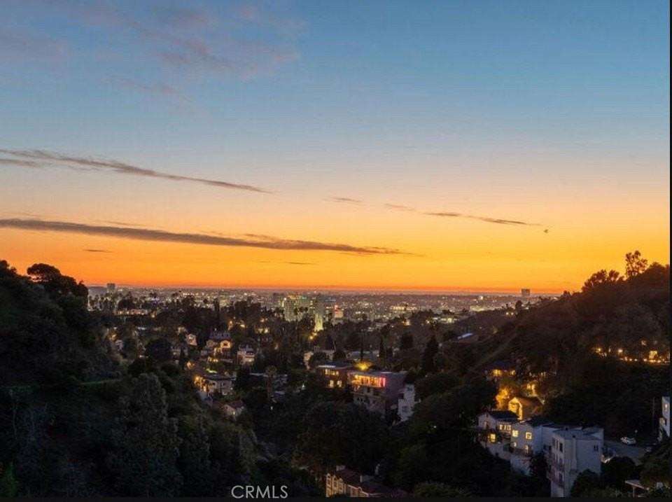 6422 Weidlake Dr - Photo 4 of 50