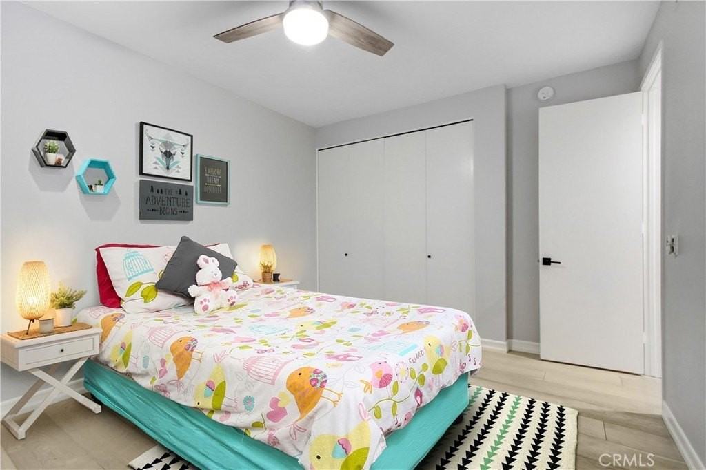 4949 Genesta Ave #104 - Photo 3 of 33