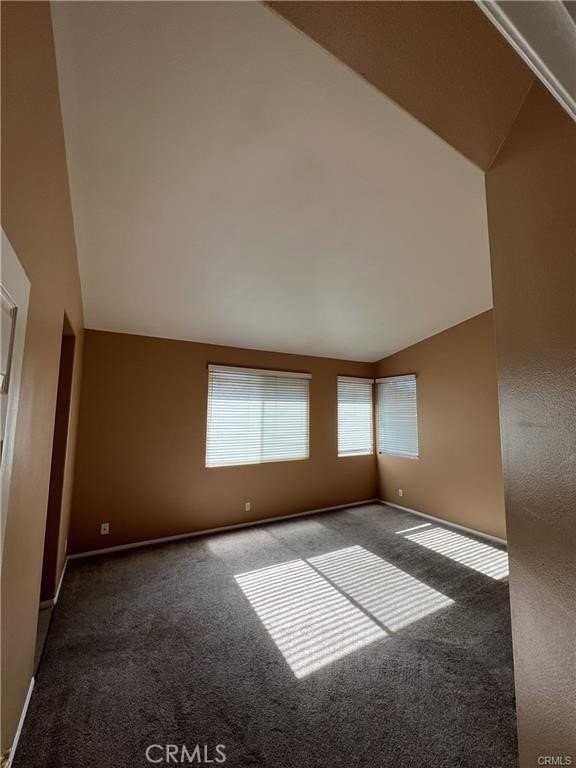 5371 Orange Grove Ave - Photo 7 of 11