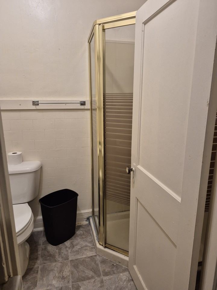 514 South 1st Avenue - Photo 6 of 9