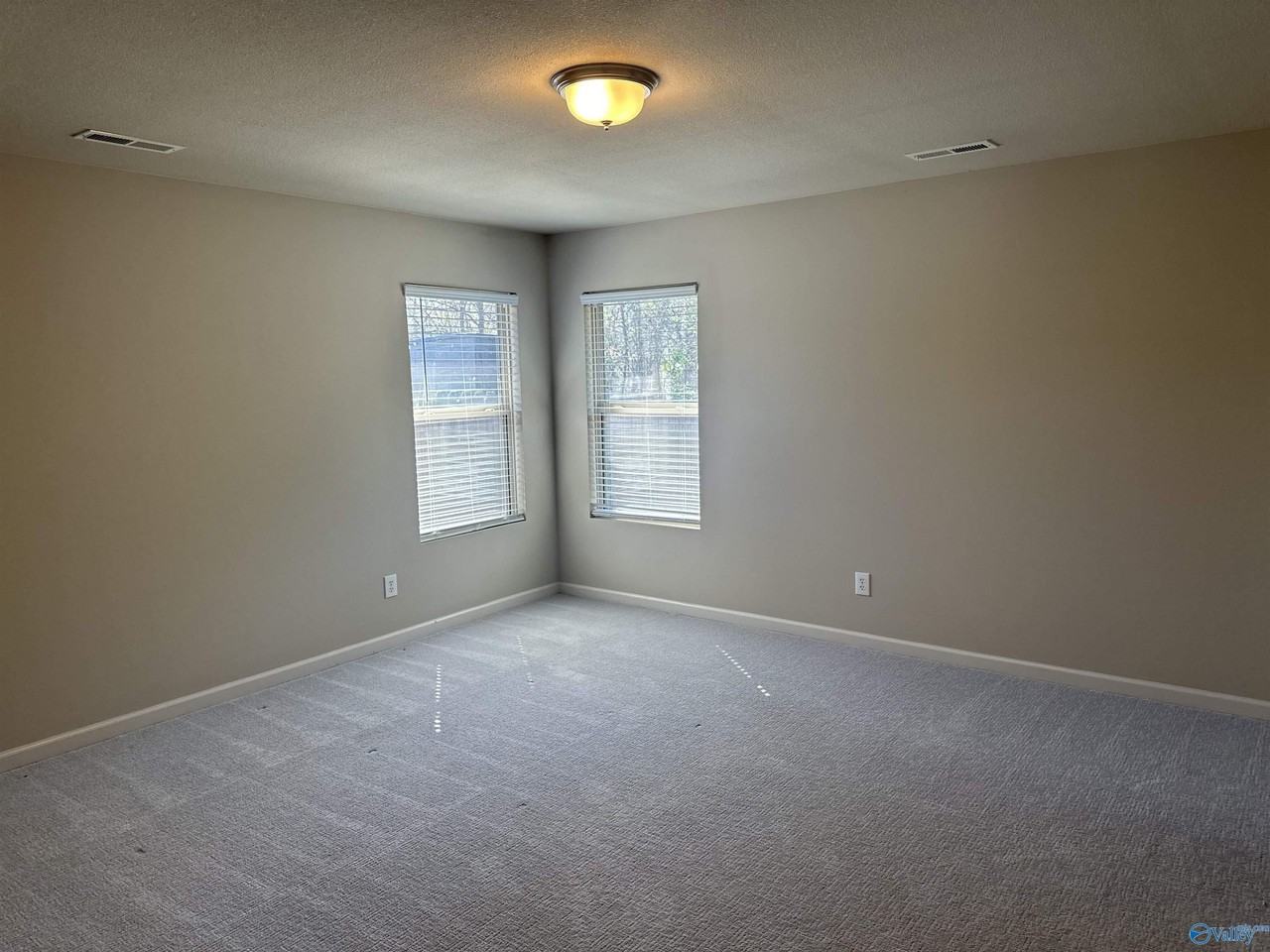 224 Sedgewick Dr - Photo 6 of 12