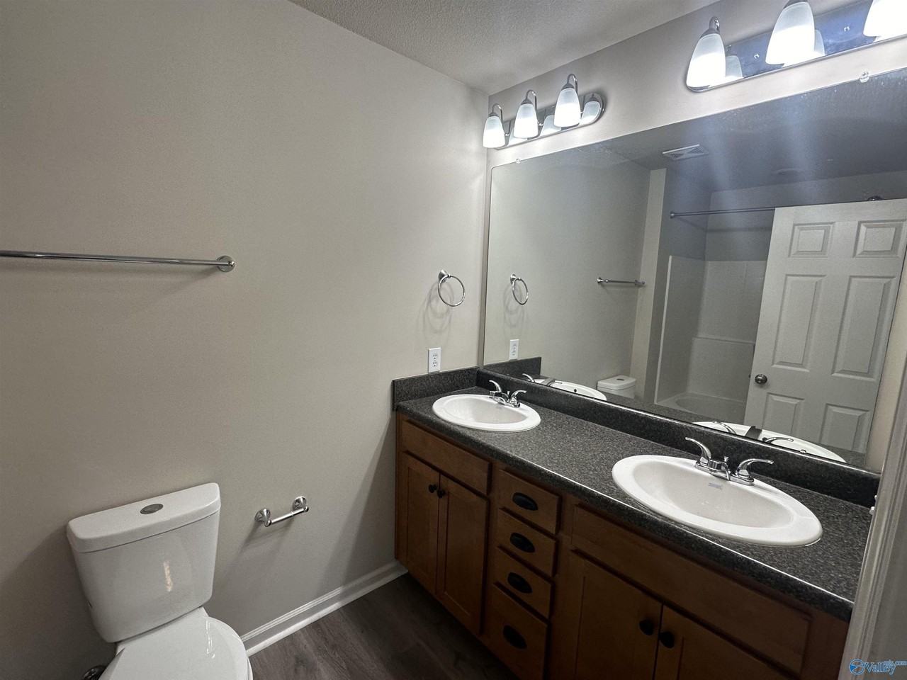 224 Sedgewick Dr - Photo 7 of 12