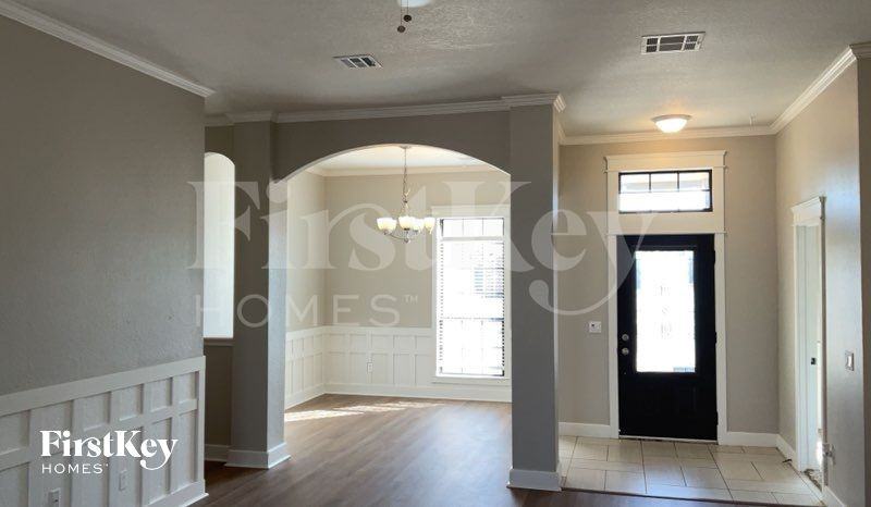 14017 Land Run Rd - Photo 3 of 11