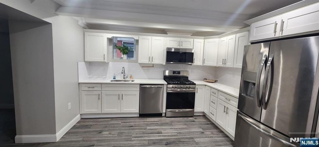 549 Palisade Ave - Photo 5 of 17