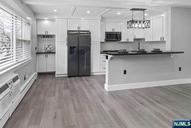 455 Fairview Ave - Photo 2 of 10