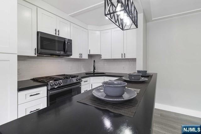 455 Fairview Ave - Photo 3 of 10