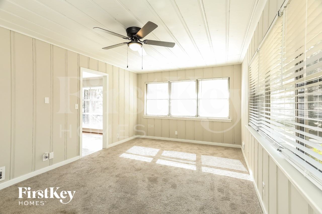 3364 Valley Park Dr - Photo 6 of 15