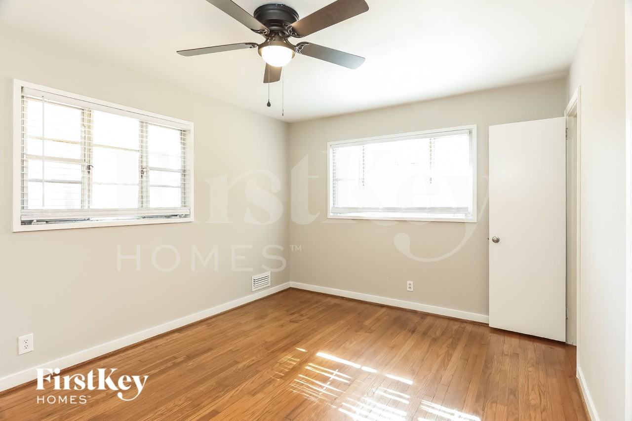 3364 Valley Park Dr - Photo 7 of 15