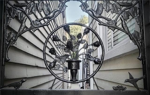 2112 Baronne St #C - Photo 3 of 28