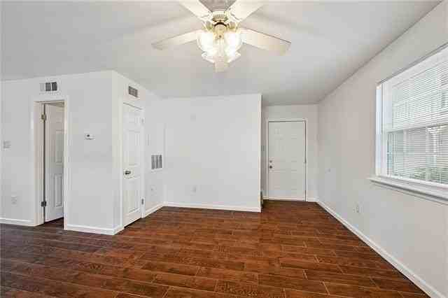 713 Heavens Dr #5 - Photo 2 of 17