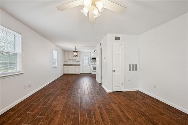 713 Heavens Dr #5 - Photo 4 of 17