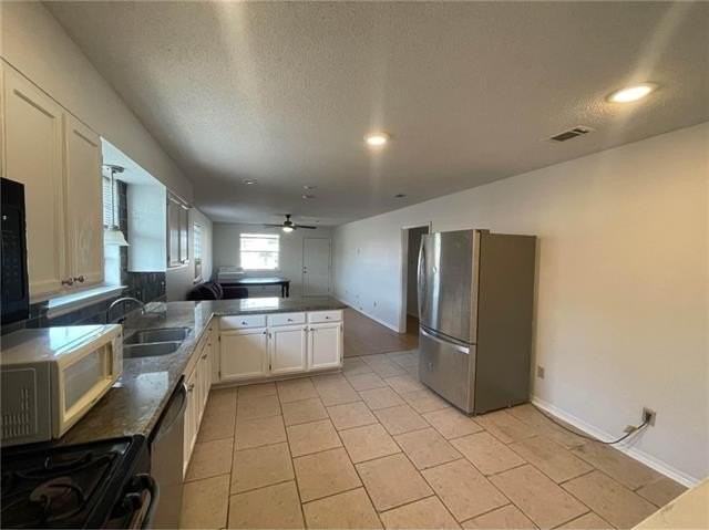 1408 Seminole Ave - Photo 4 of 9