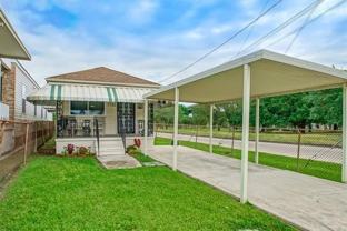 1730 Erie St - Photo 1 of 1