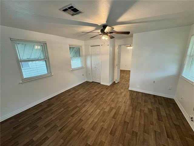 1730 Erie St - Photo 7 of 17