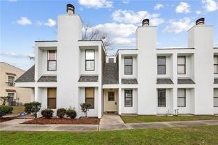 322 Mariners Blvd - Photo 1 of 1