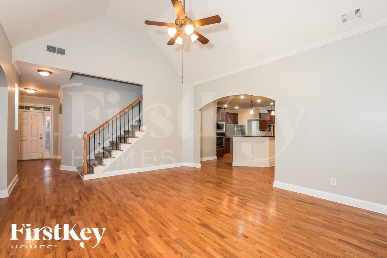 1739 Wheat Grass Way - Photo 5 of 19