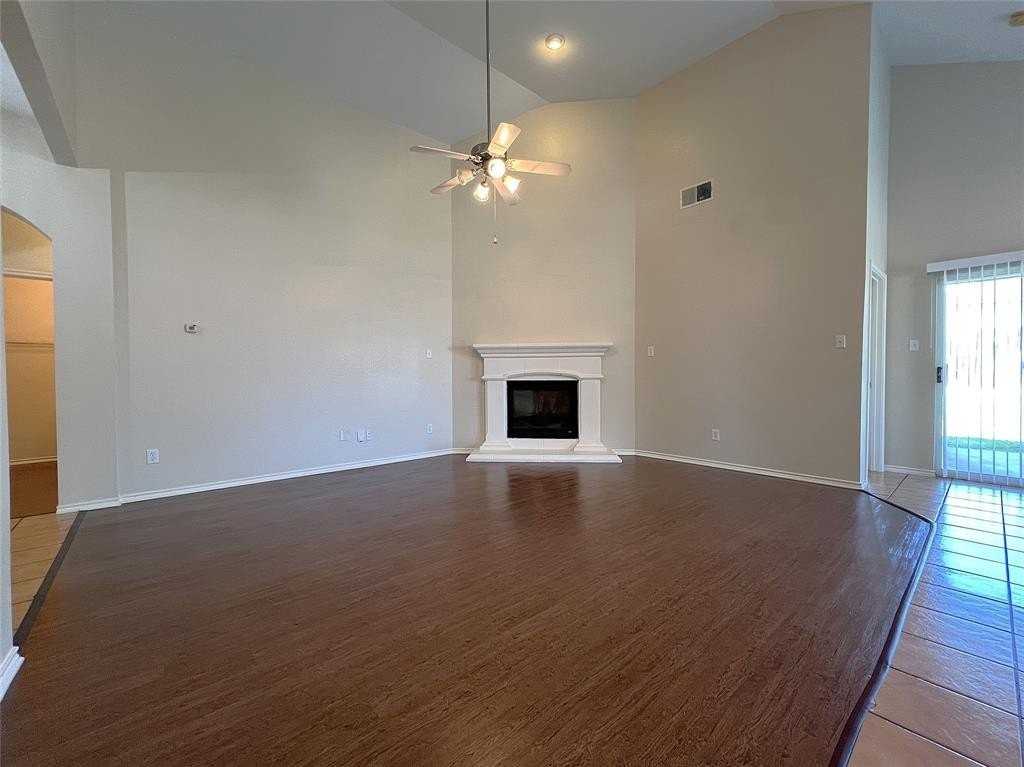 5009 Royal Burgess Dr - Photo 4 of 29